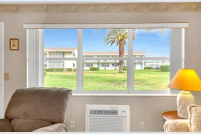 680 Horizon W, Boynton Beach, FL 33435 - Photo 8
