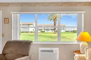 680 Horizon W, Boynton Beach, FL 33435 - Photo 8