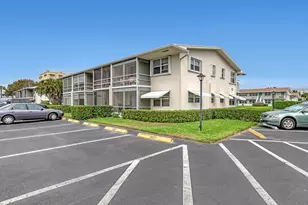 680 Horizon W, Boynton Beach, FL 33435 - Photo 26