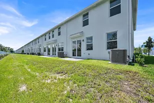 636 Salisbury Cir, Fort Pierce, FL 34982 - Photo 34