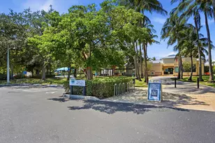 905 NE 28th St, Wilton Manors, FL 33334 - Photo 50