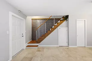 905 NE 28th St, Wilton Manors, FL 33334 - Photo 16