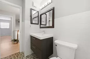 905 NE 28th St, Wilton Manors, FL 33334 - Photo 8