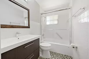 905 NE 28th St, Wilton Manors, FL 33334 - Photo 6