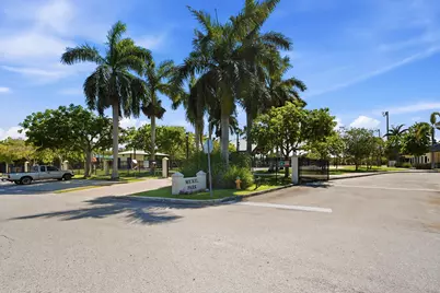 905 NE 28th Street #206, Wilton Manors, FL 33334 - Photo 38