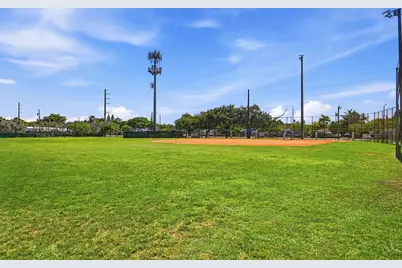 905 NE 28th Street #206, Wilton Manors, FL 33334 - Photo 40