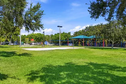 905 NE 28th Street #206, Wilton Manors, FL 33334 - Photo 38