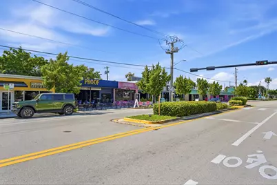 905 NE 28th Street #206, Wilton Manors, FL 33334 - Photo 28