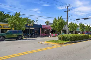 905 NE 28th St, Wilton Manors, FL 33334 - Photo 32