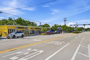 905 NE 28th St, Wilton Manors, FL 33334 - Photo 32