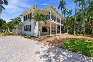 905 NE 28th St, Wilton Manors, FL 33334 - Photo 48