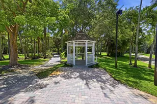 905 NE 28th St, Wilton Manors, FL 33334 - Photo 50