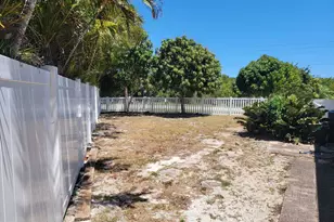137 Queens Rd, Fort Pierce, FL 34949 - Photo 34