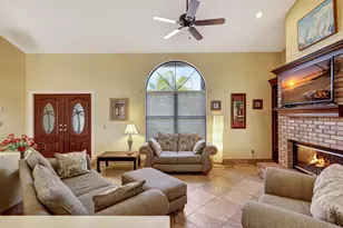 137 Queens Rd, Fort Pierce, FL 34949 - Photo 8