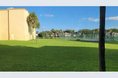 4341 W McNab Road #10, Pompano Beach, FL 33069 - Photo 10