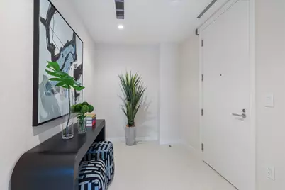 220 SE Mizner Boulevard #604, Boca Raton, FL 33432 - Photo 2