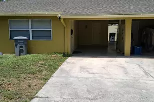 212 Palmetto Dr, Lake Park, FL 33403 - Photo 2