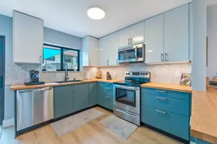 308 City View Dr, Fort Lauderdale, FL 33311 - Photo 1