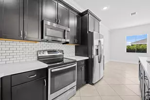 6412 SW 55th Pl, Davie, FL 33314 - Photo 6