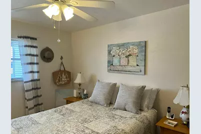 84 Saxony B, Delray Beach, FL 33446 - Photo 20