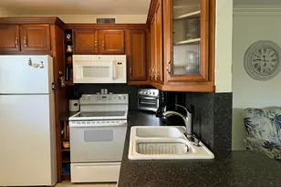 84 Saxony B, Delray Beach, FL 33446 - Photo 4