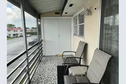 84 Saxony B, Delray Beach, FL 33446 - Photo 32