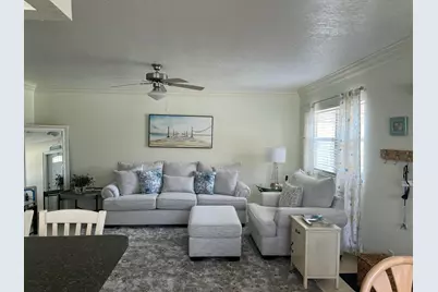 84 Saxony B, Delray Beach, FL 33446 - Photo 2