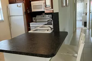 84 Saxony B, Delray Beach, FL 33446 - Photo 10