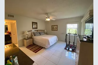 3367 Perimeter Drive, Greenacres, FL 33467 - Photo 10