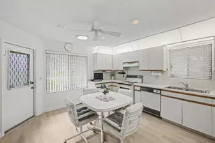 10089 Cherrywood Pl, Boynton Beach, FL 33437 - Photo 4