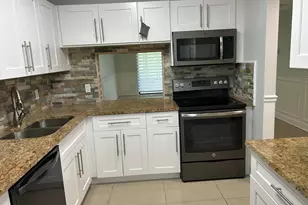 140 Lake Nancy Ln, West Palm Beach, FL 33411 - Photo 1