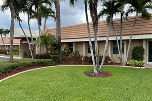 140 Lake Nancy Ln, West Palm Beach, FL 33411 - Photo 24