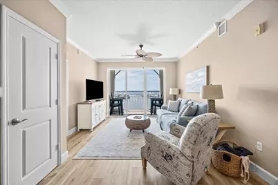 715 NW Flagler Avenue #302, Stuart, FL 34994 - Photo 8