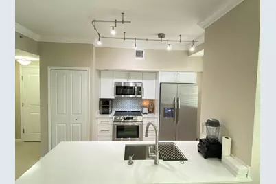 225 NE 1st Street #202, Delray Beach, FL 33444 - Photo 2