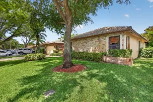 1311 NW 111th Way, Coral Springs, FL 33071 - Photo 4