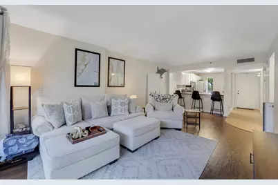 20 Royal Palm Way #204, Boca Raton, FL 33432 - Photo 2