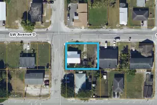 856 SW Ave D, Belle Glade, FL 33430 - Photo 2