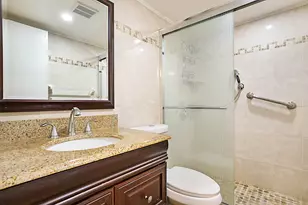 1023 Ellesmere B, Deerfield Beach, FL 33442 - Photo 12