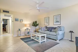 1023 Ellesmere B, Deerfield Beach, FL 33442 - Photo 4