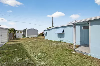 8420 SE Eagle Avenue, Hobe Sound, FL 33455 - Photo 24
