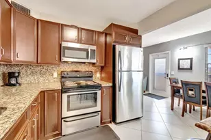 4049 Wolverton C, Boca Raton, FL 33434 - Photo 18