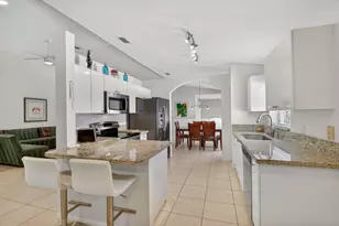 7910 Laina Ln, Boynton Beach, FL 33437 - Photo 12