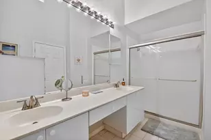 7910 Laina Ln, Boynton Beach, FL 33437 - Photo 32