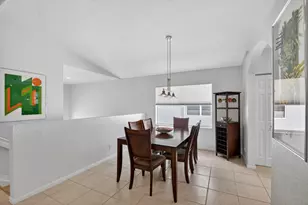 7910 Laina Ln, Boynton Beach, FL 33437 - Photo 6