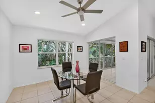 7910 Laina Ln, Boynton Beach, FL 33437 - Photo 14