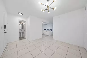 7100 NW 17th St, Plantation, FL 33313 - Photo 8