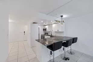 7100 NW 17th St, Plantation, FL 33313 - Photo 1