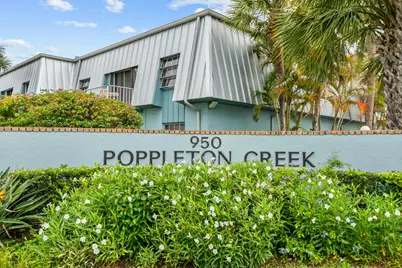 950 S Kanner Highway #402, Stuart, FL 34994 - Photo 2