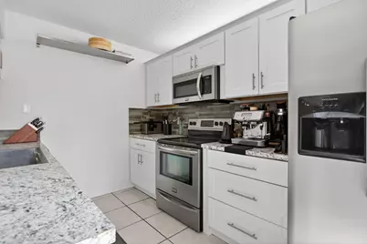 5408 NW 59th Place, Tamarac, FL 33319 - Photo 16