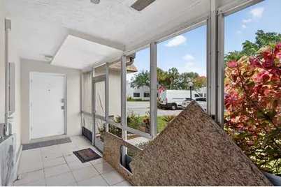 2004 SW Natura Boulevard #D, Deerfield Beach, FL 33441 - Photo 4